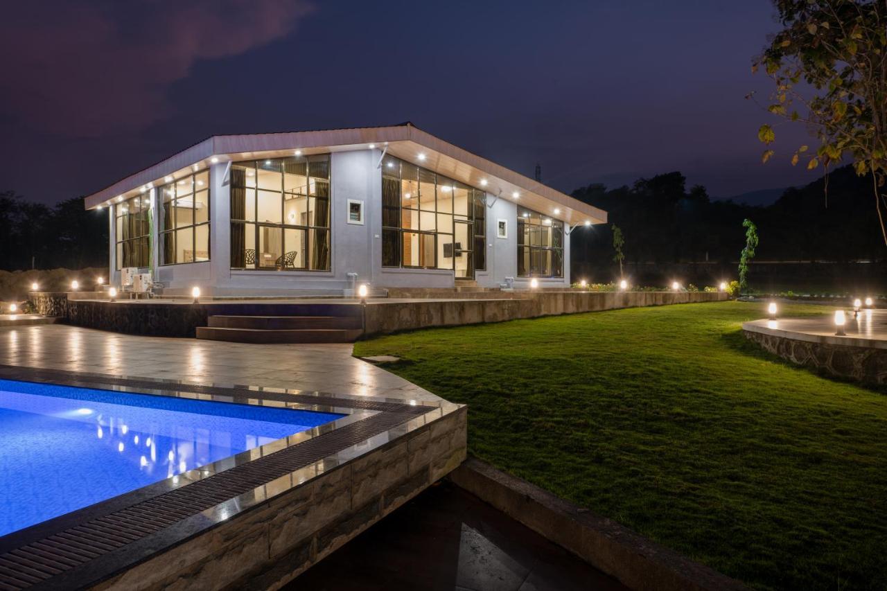Hillrock Resort & Villas, Neral-Карджат Экстерьер фото