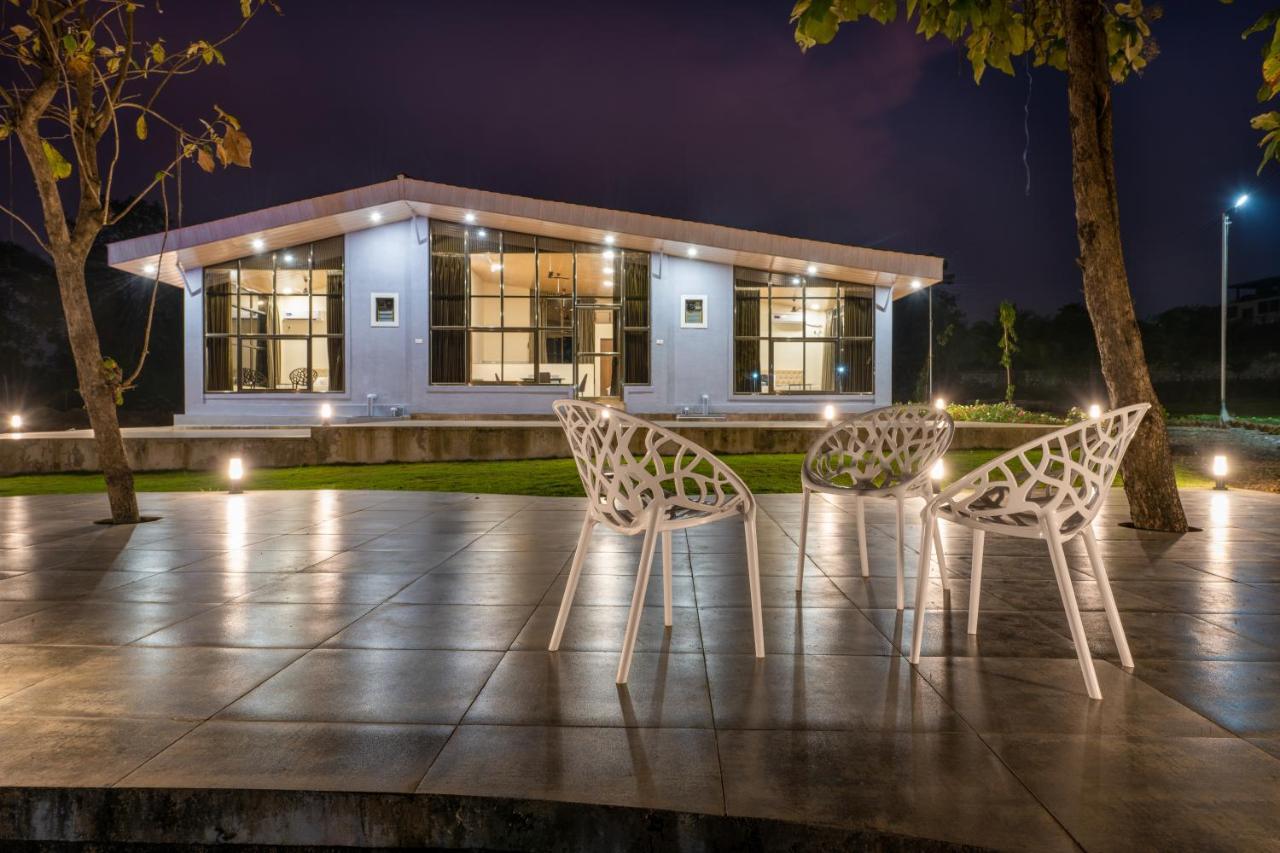 Hillrock Resort & Villas, Neral-Карджат Экстерьер фото