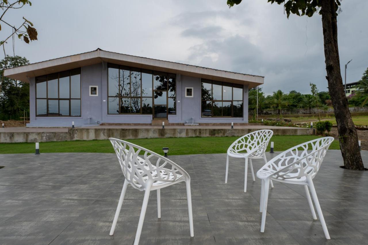 Hillrock Resort & Villas, Neral-Карджат Экстерьер фото