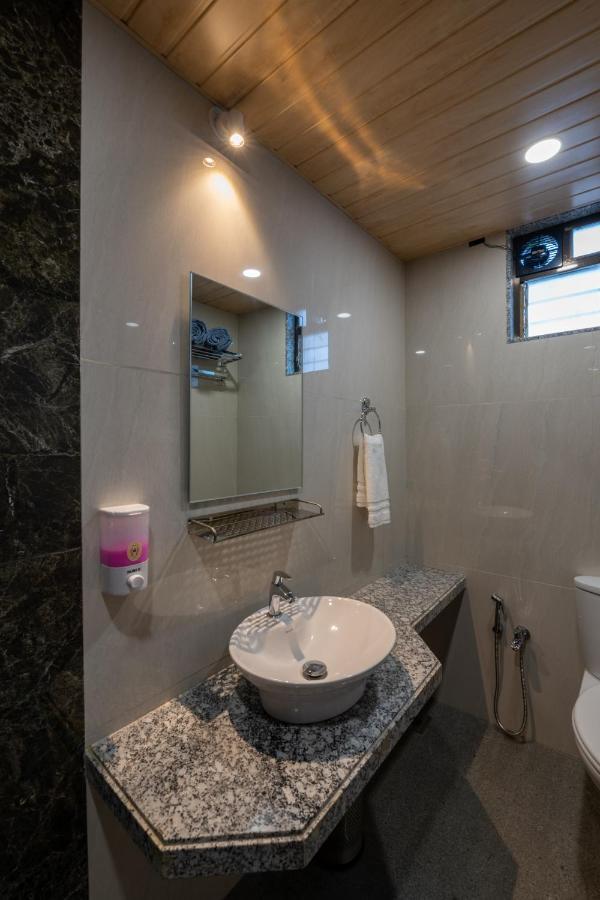 Hillrock Resort & Villas, Neral-Карджат Экстерьер фото